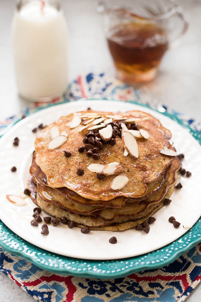 3 Ingredient Grain-Free Pancakes- high protein, dairy free, super simple to make. Top with your choice of toppings for a gluten-free, Paleo friendly breakfast! | 