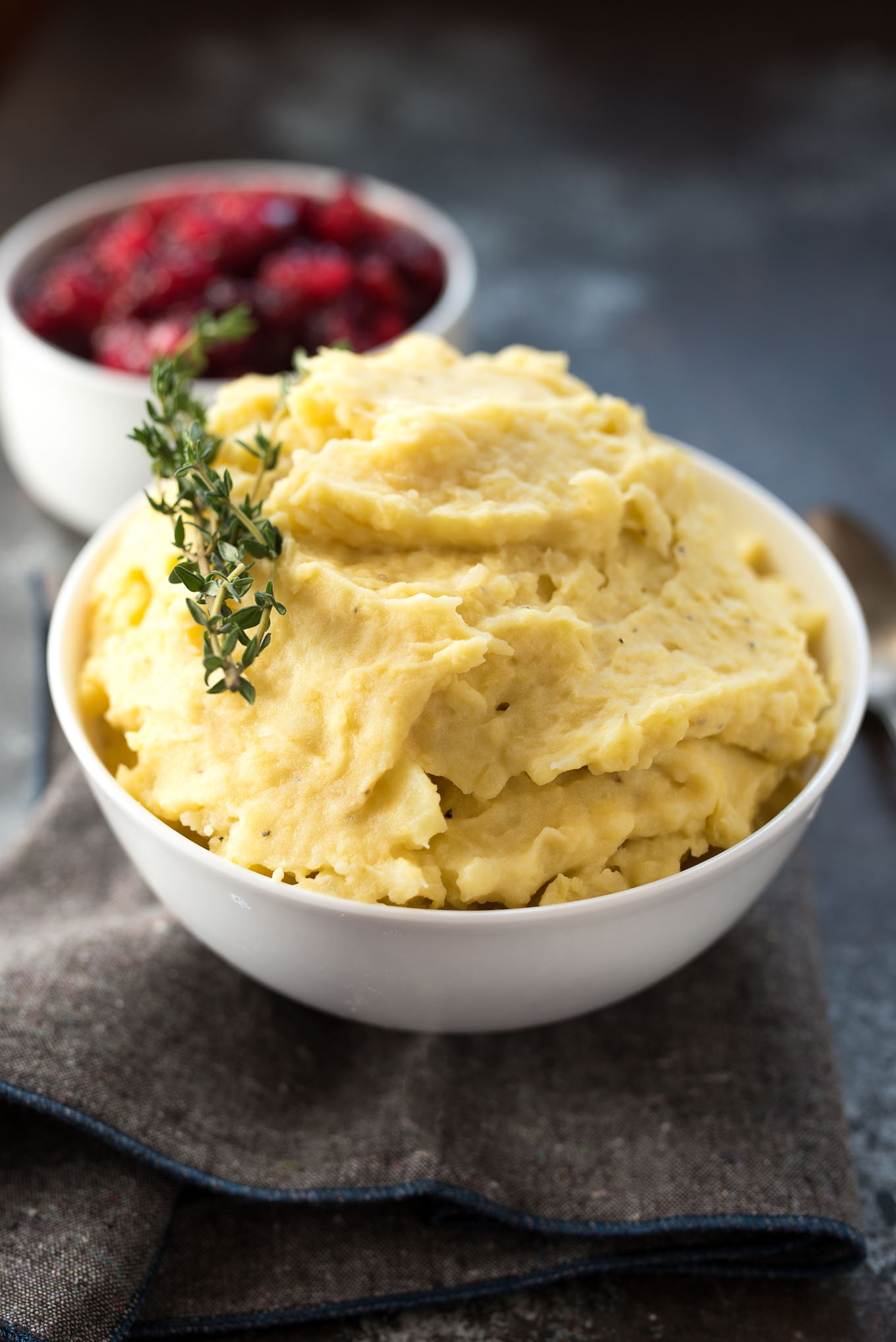 Potato and Squash Mash- looking for a healthier version of traditional mashed potatoes? Come check out this recipe! #glutenfree ! | 