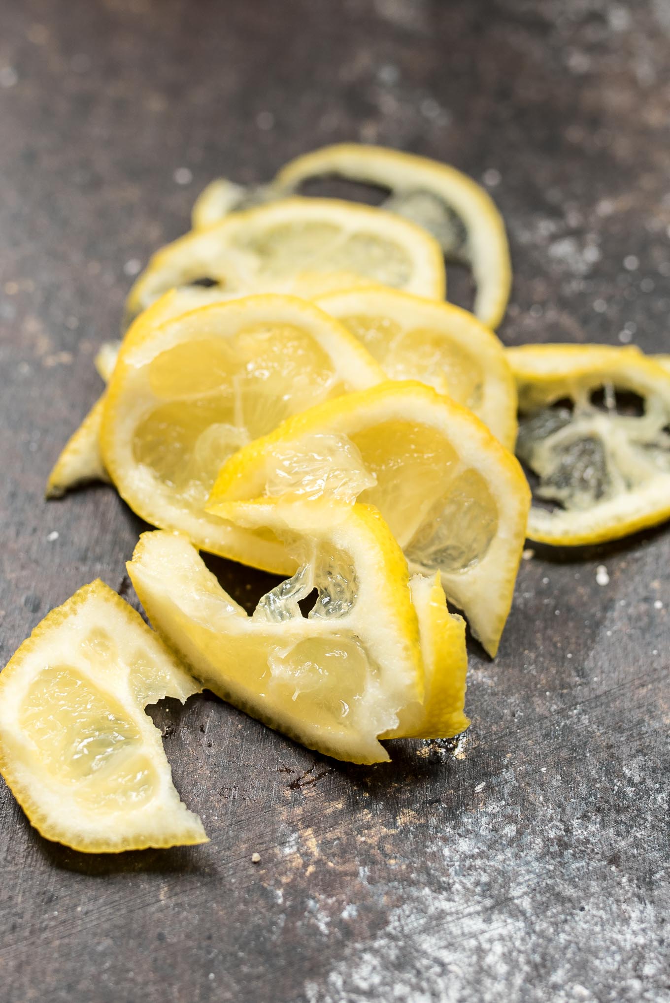 Sliced lemons