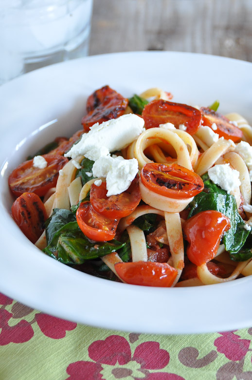 Fettuccine with Tomato, Spinach & Goat Cheese-1-4