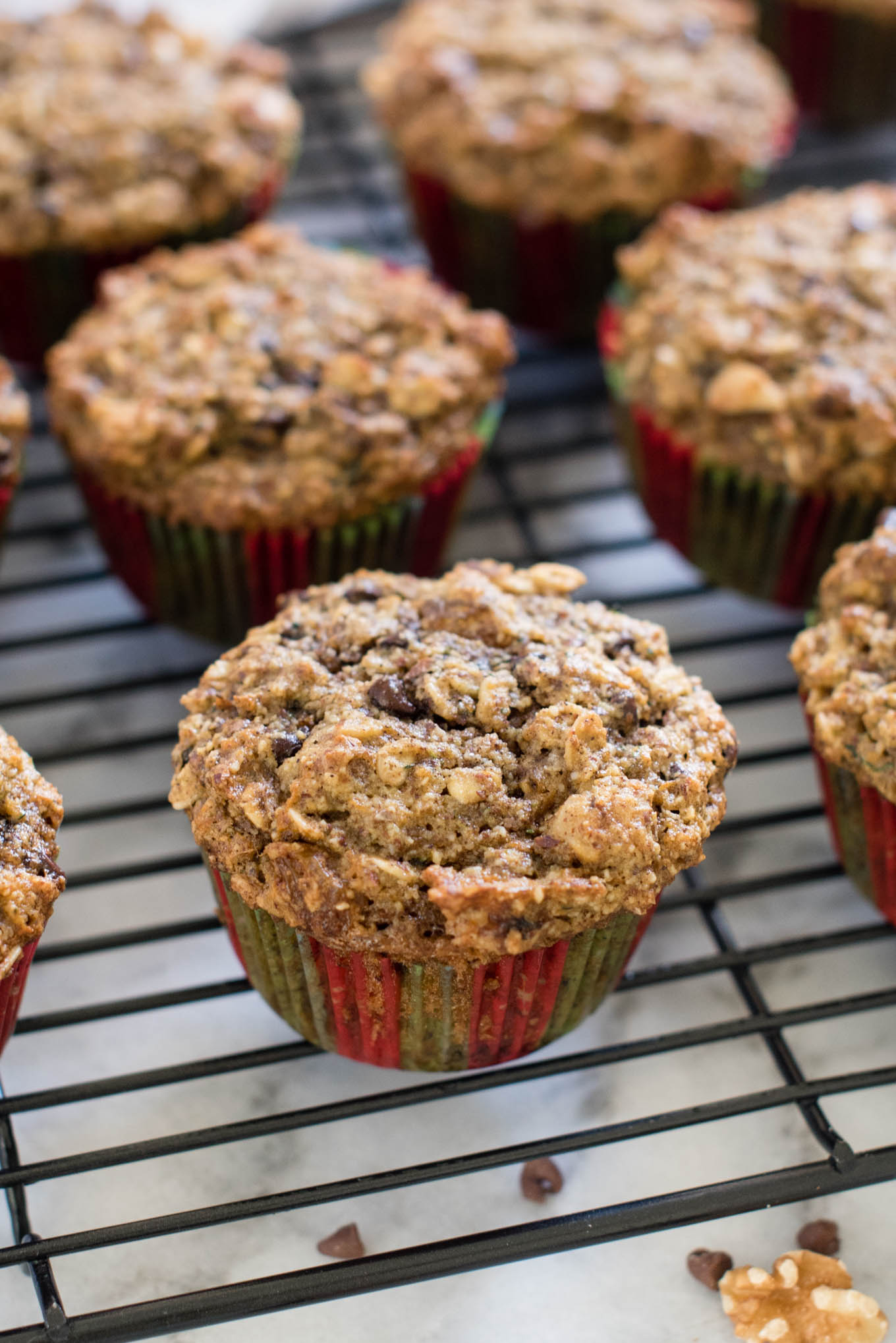 Morning Glory Muffins- packed with oats, almond flour, veggies and more | 