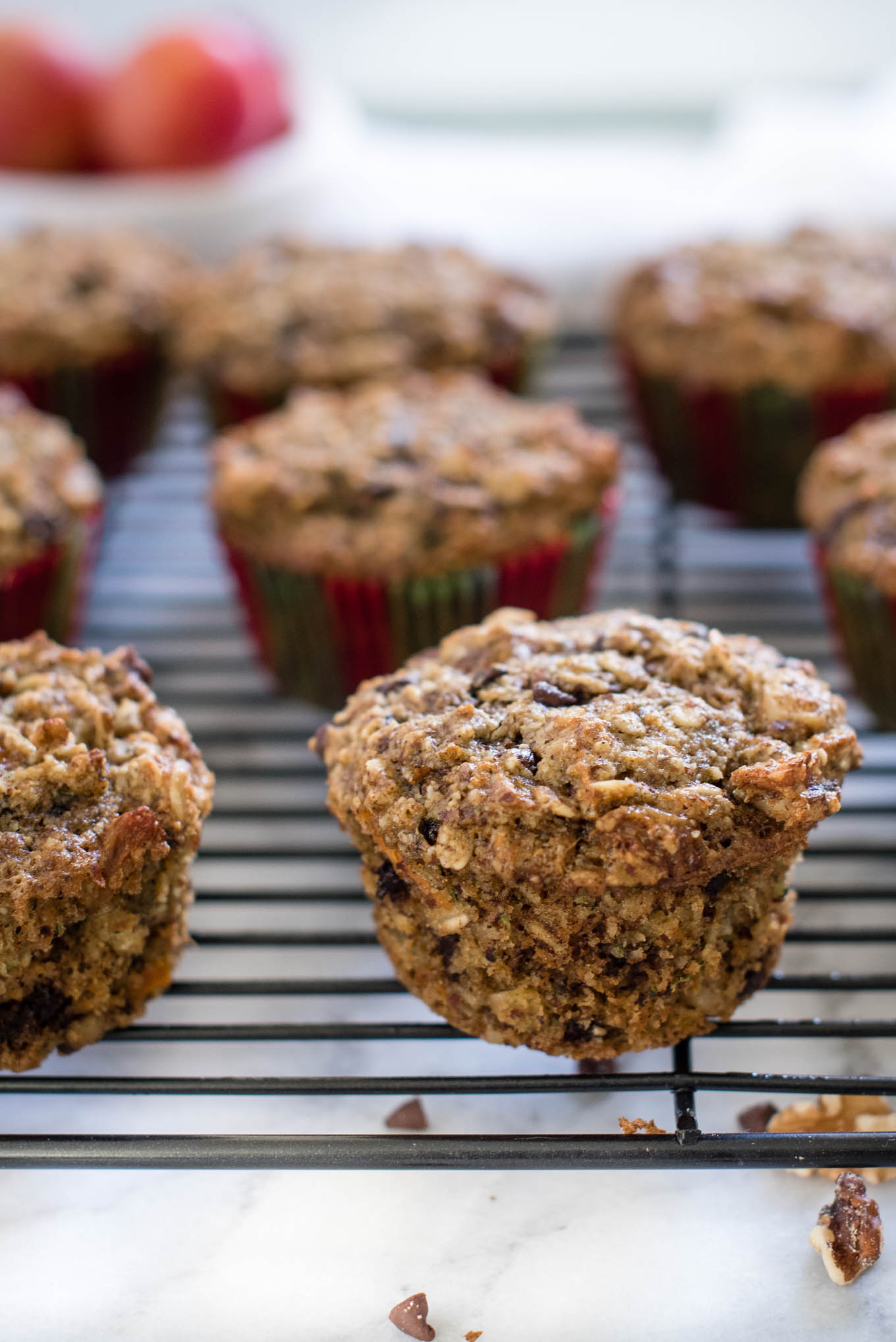 Morning Glory Muffins- packed with oats, almond flour, veggies and more | 