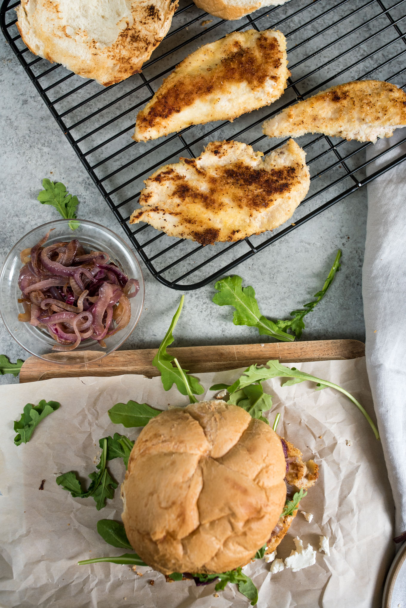 Cooling rack with chicken