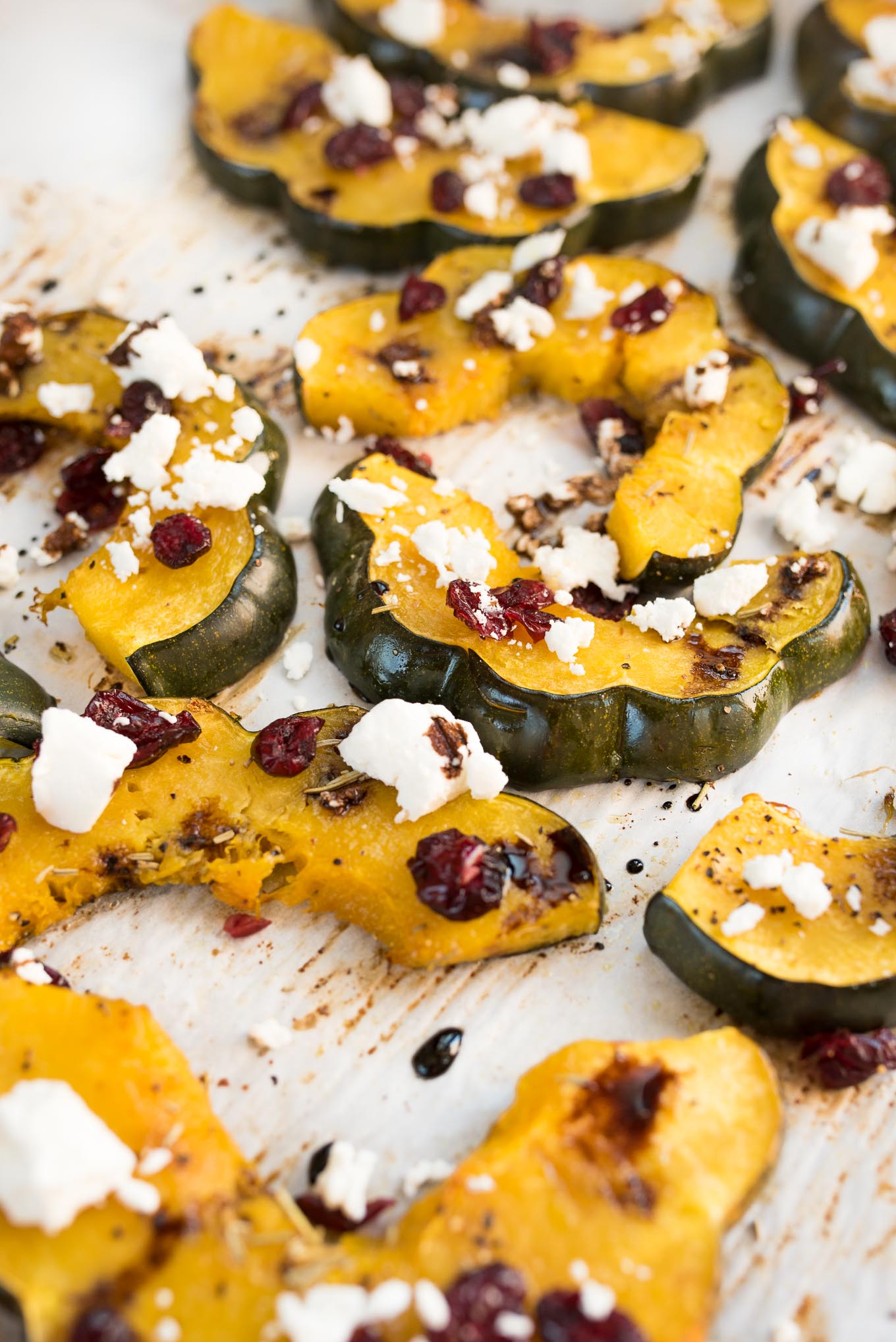 Roasted Acorn Squash with Cranberries, Goat Cheese and Balsamic Glaze #glutenfree #vegetarian side that will be perfect on your Holiday table | 