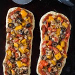 Veggie Flatbread Pizza- perfect for #MeatlessMonday and Game Day snacks. #Ad | Nutritious Eats